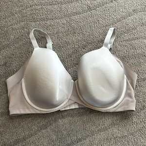 Wacoal Cream and Tan Bra